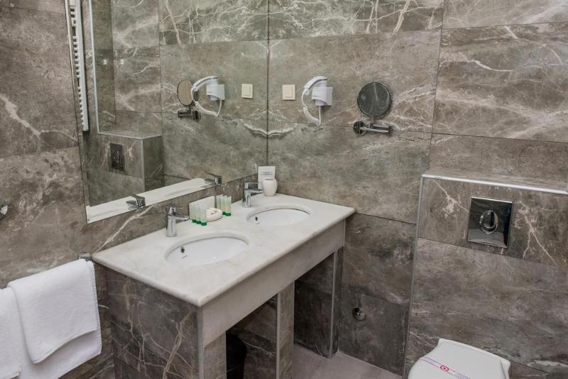 Crnogorska Kuca Hotel  Podgorica