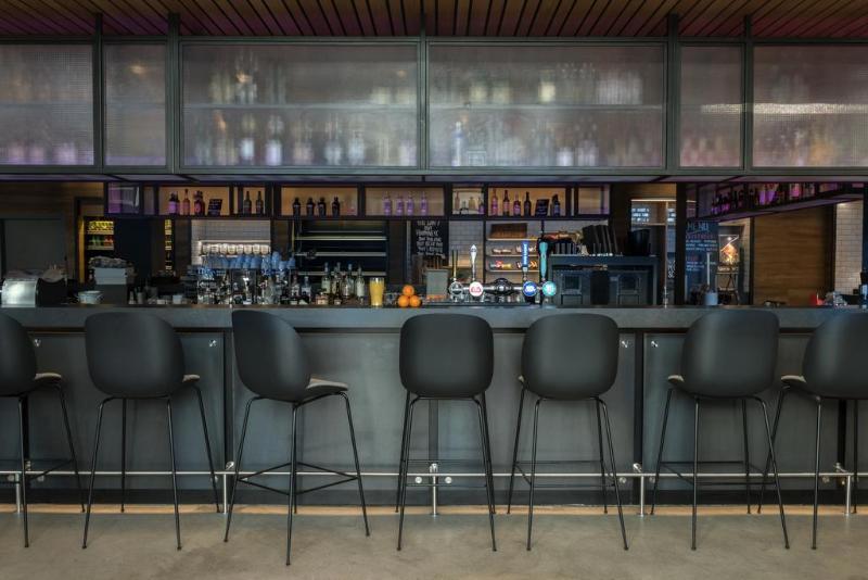 Moxy York