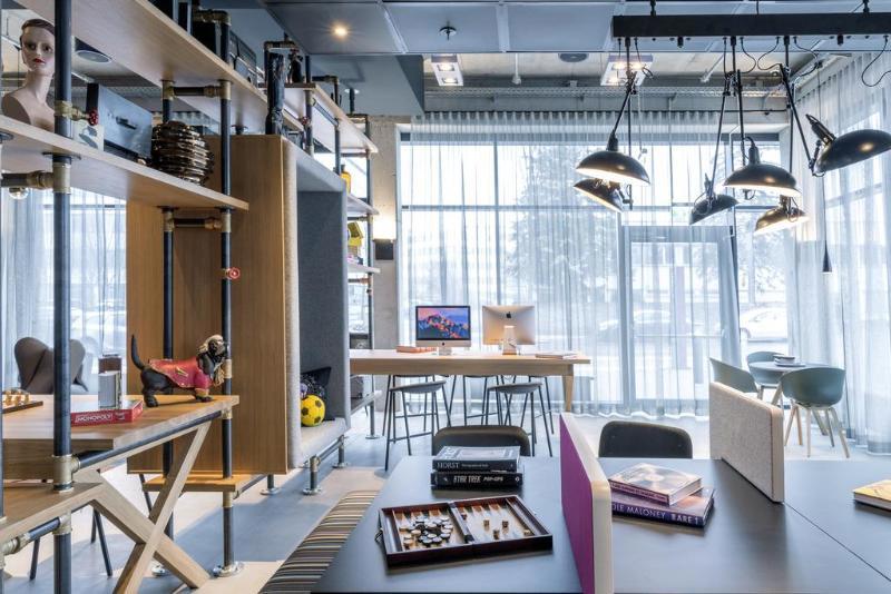 Moxy York