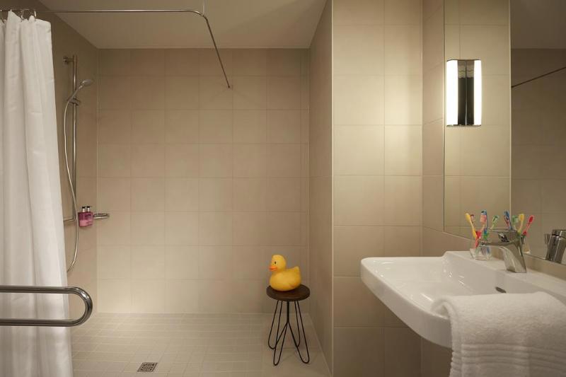 Moxy York