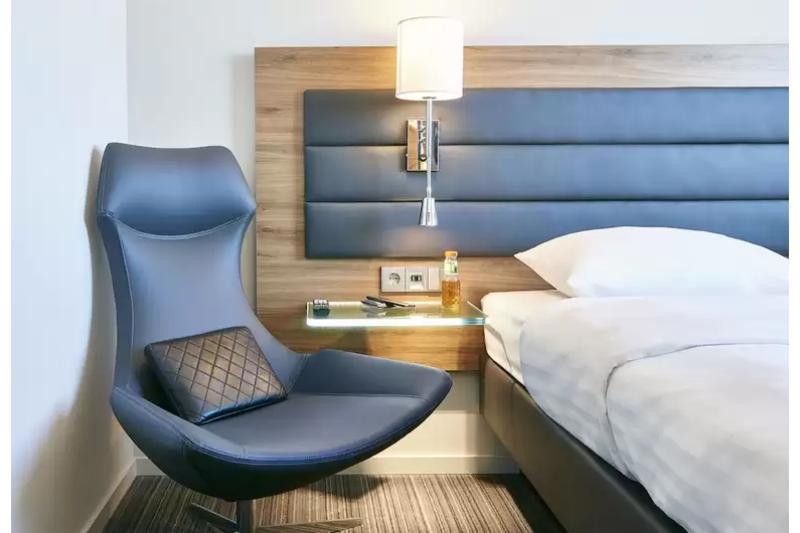 Moxy York