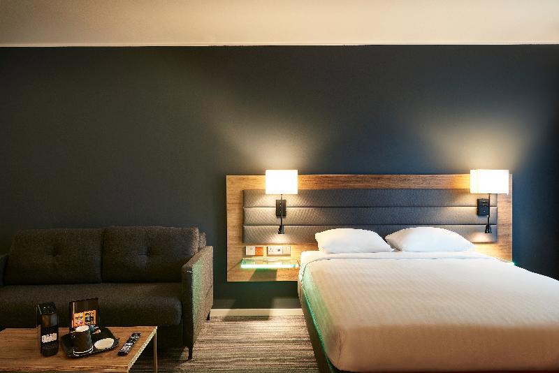 Moxy York