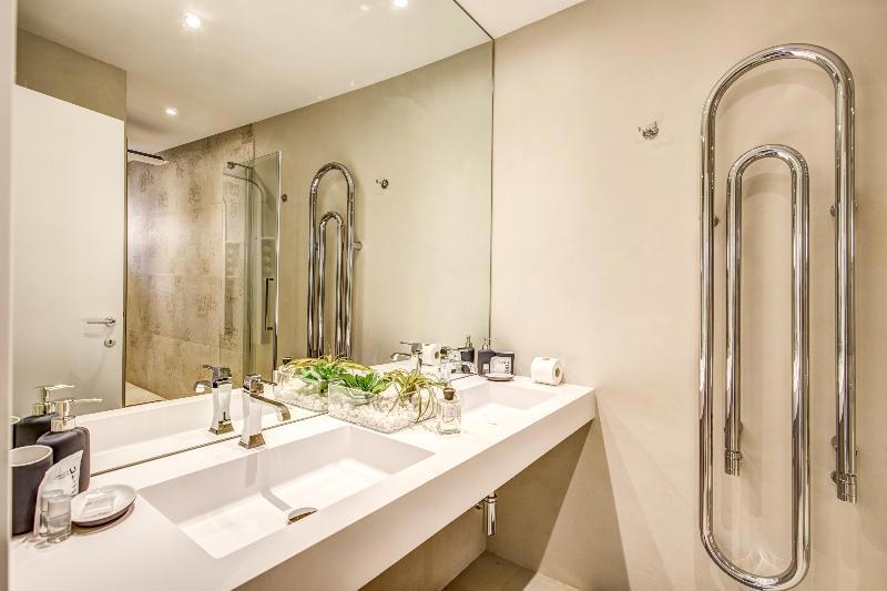 Orange Suites fotoğrafı