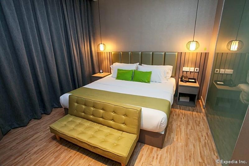 Champion Hotel
