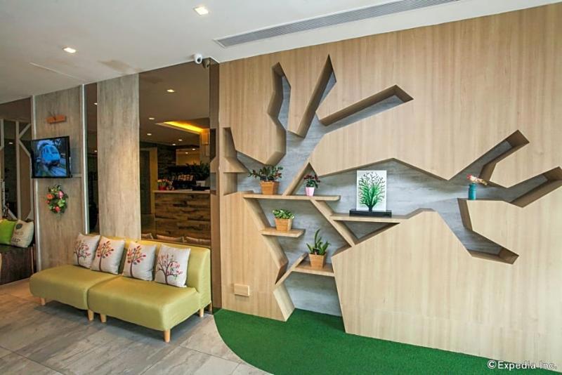 Champion Hotel