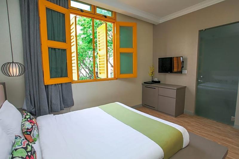 Champion Hotel