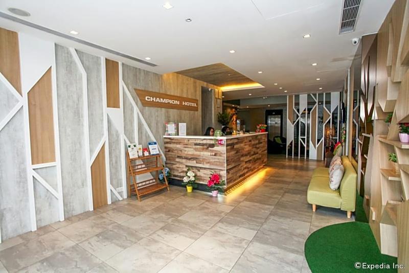 Champion Hotel