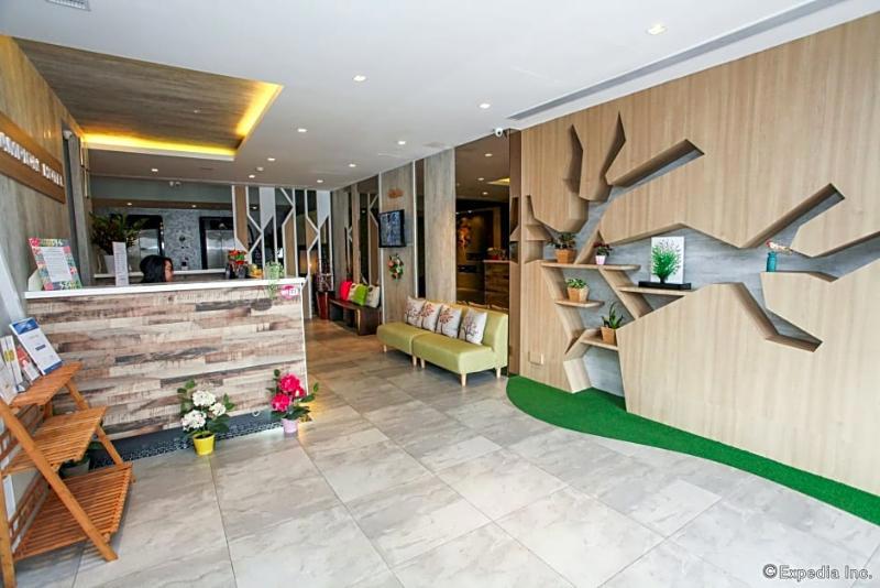 Champion Hotel