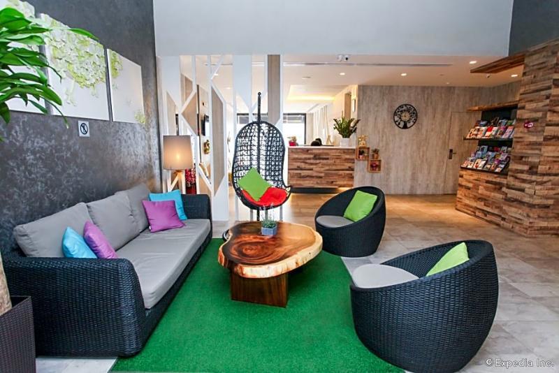 Champion Hotel