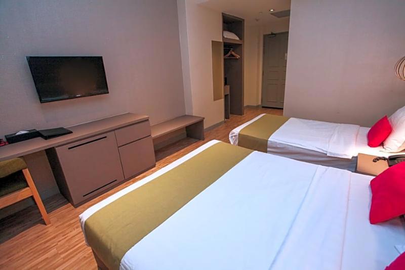 Champion Hotel