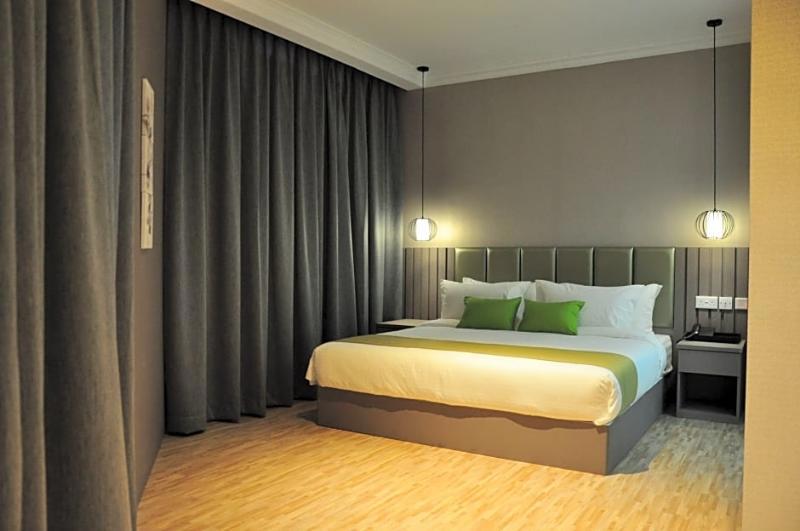 Champion Hotel