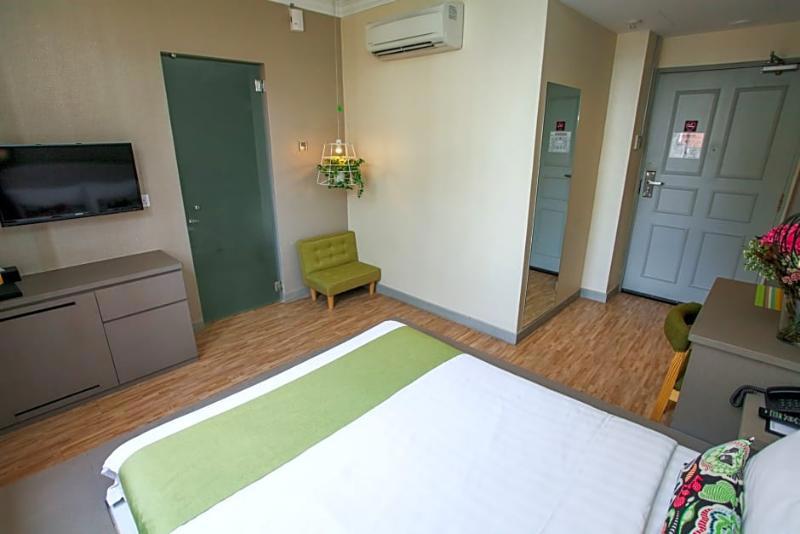 Champion Hotel