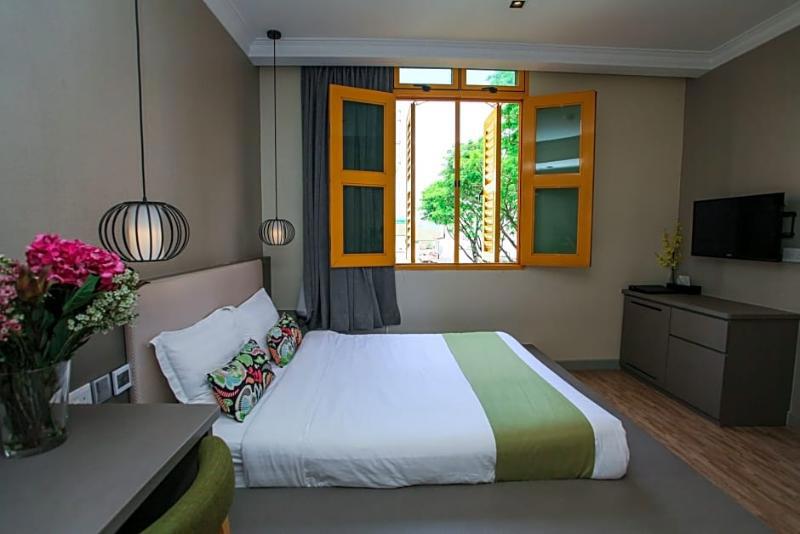 Champion Hotel