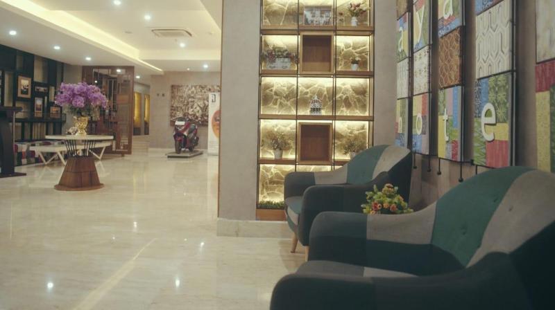 Ayani Hotel