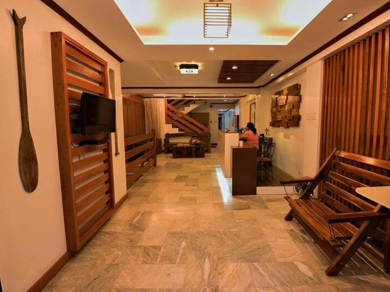 Abozza Resort