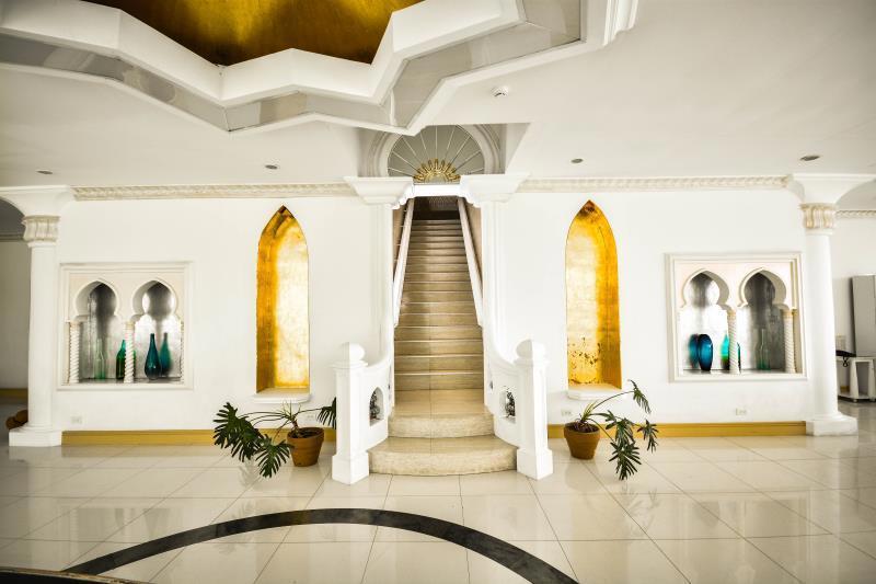 Estancia Resort Hotel