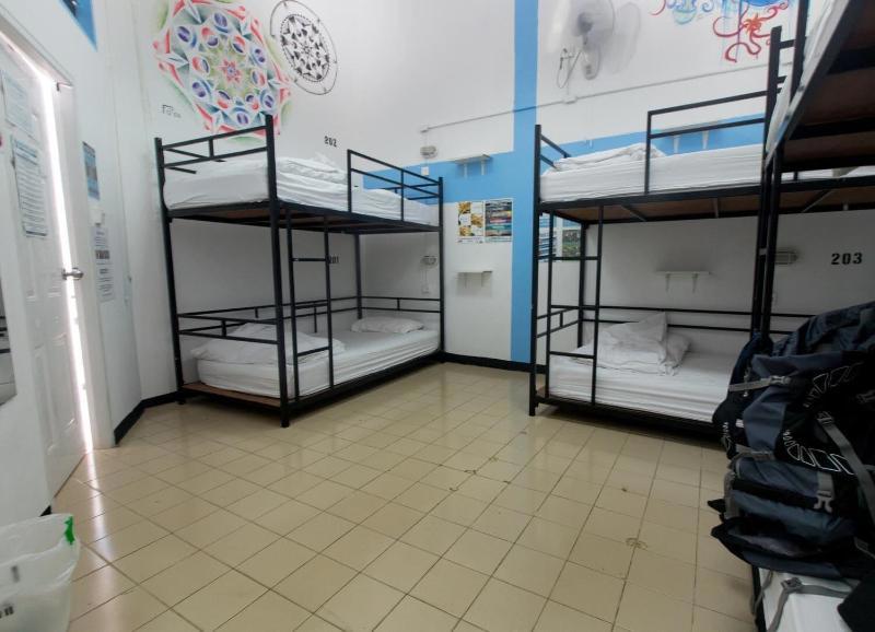 Bodega Bangkok Party Hostel - Adults Only