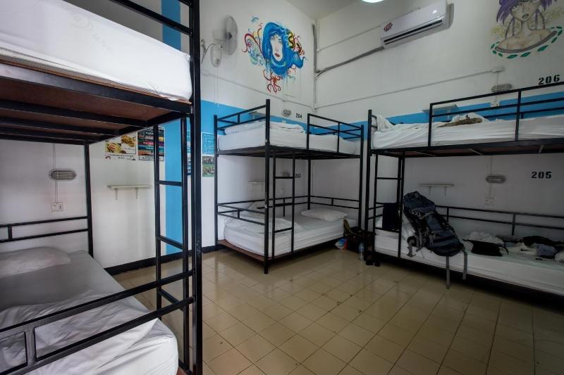 Bodega Bangkok Party Hostel - Adults Only