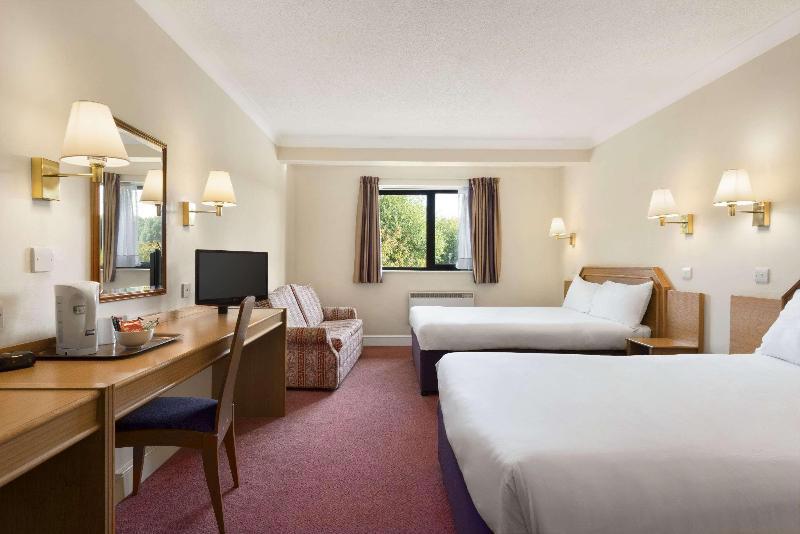 Days Inn By Wyndham Stafford