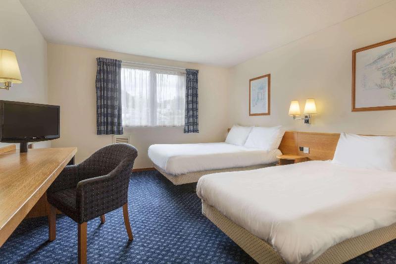 Days Inn By Wyndham Magor