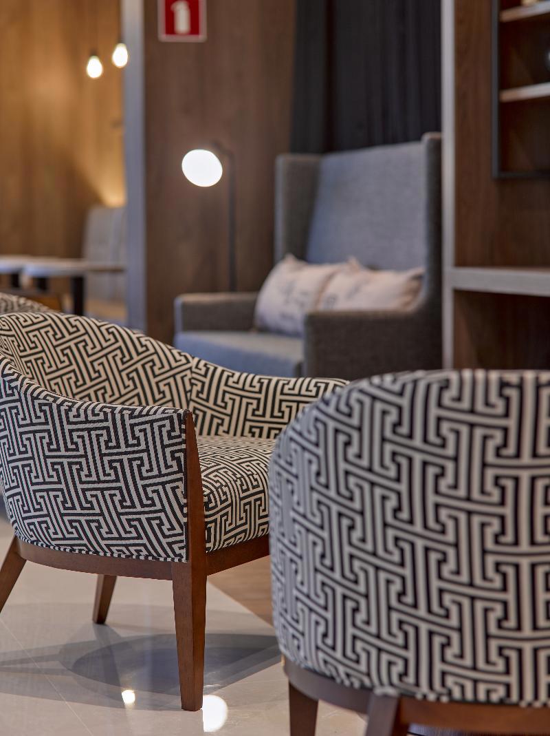 Jl Hotel By Bourbon