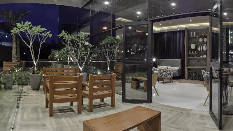 Jl Hotel By Bourbon