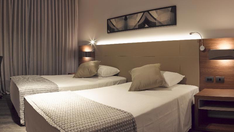 Jl Hotel By Bourbon