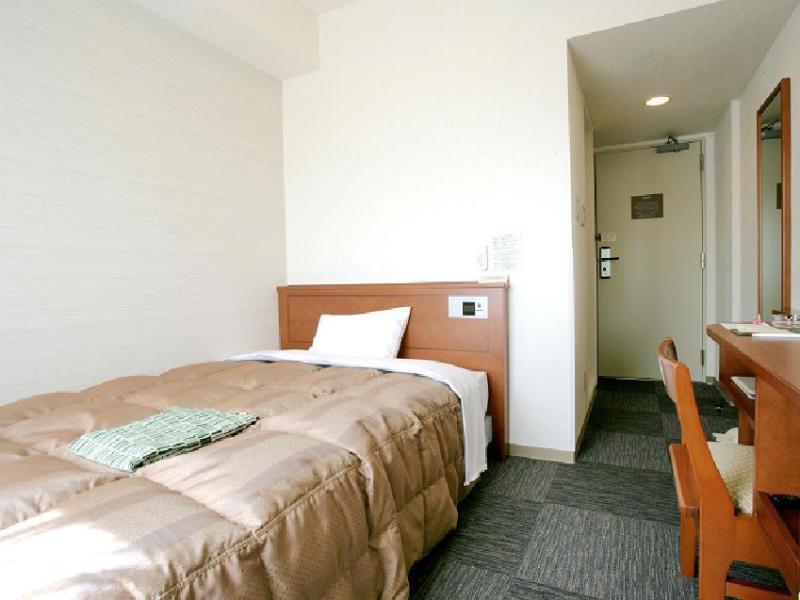 Hotel Route-Inn Fujieda Ekikita