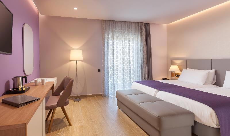 Blue Lagoon City Hotel fotoğrafı