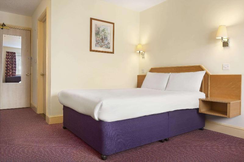 Days Inn By Wyndham Sevenoaks Clacket Lane