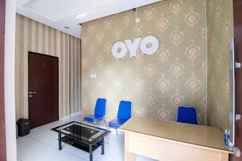Oyo 3253 Sofia Residence