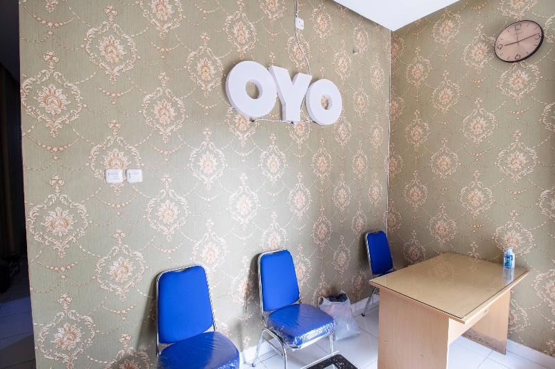 Oyo 3253 Sofia Residence