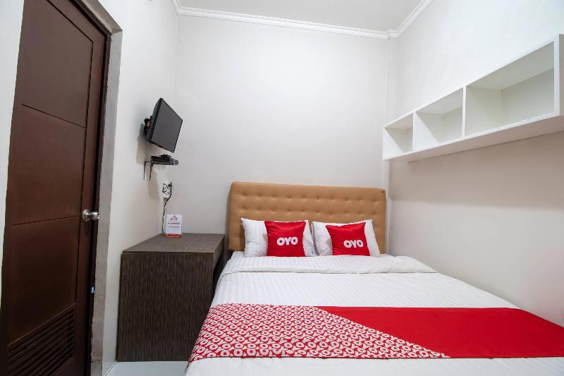 Oyo 3253 Sofia Residence