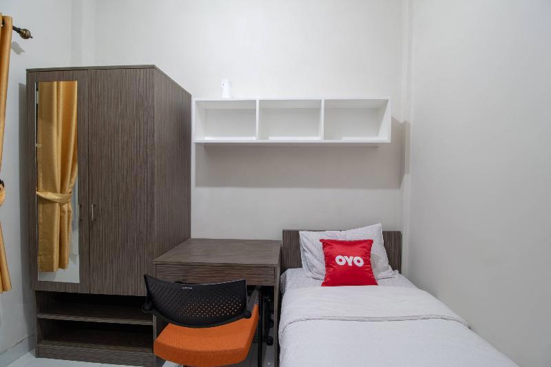 Oyo 3253 Sofia Residence