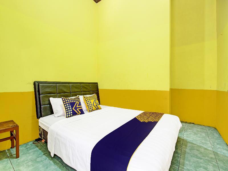 Oyo Life 2546 Griya Widya Syariah