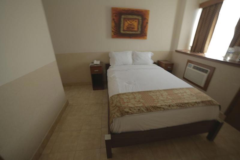 El Regio Hotel