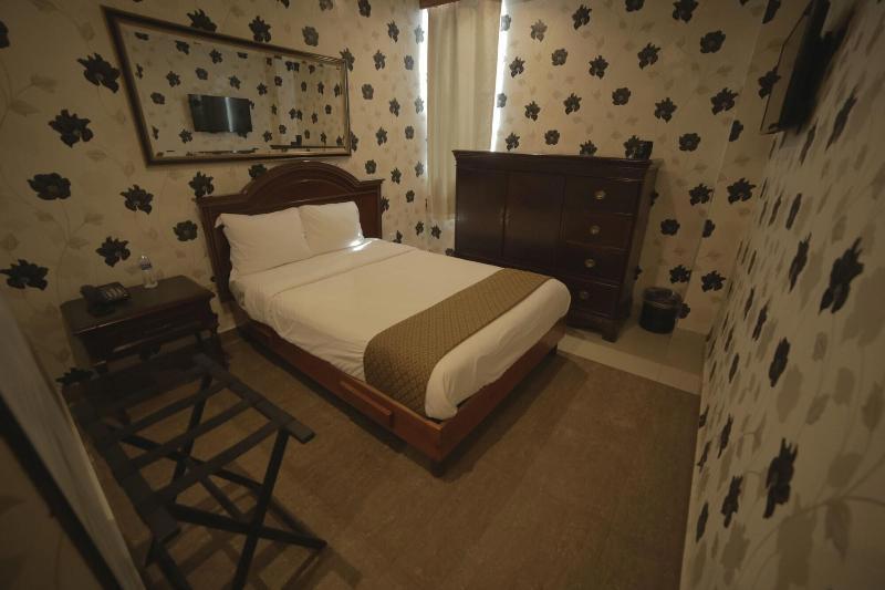 El Regio Hotel