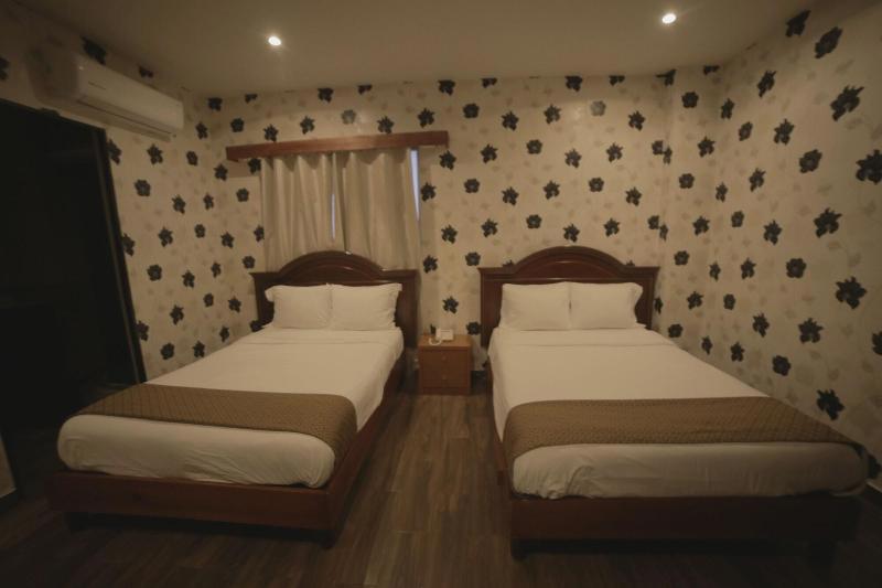 El Regio Hotel