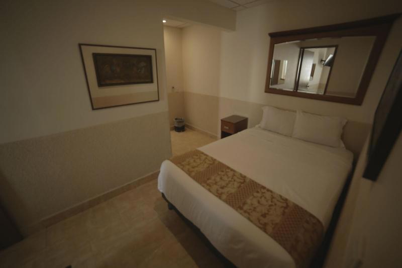 El Regio Hotel