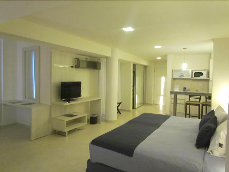 Hotel Puerto Amarras