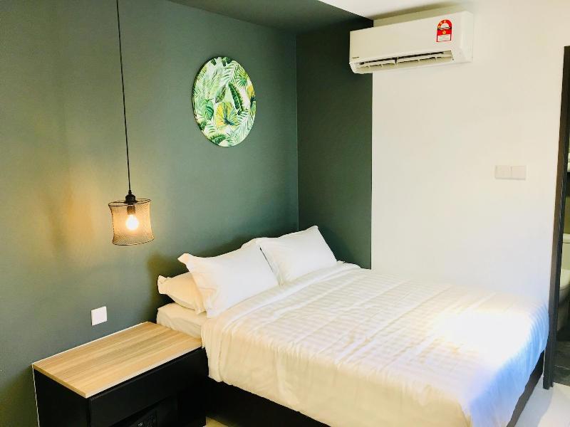 Enclave Business Hotel