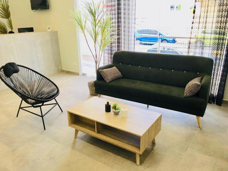 Enclave Business Hotel