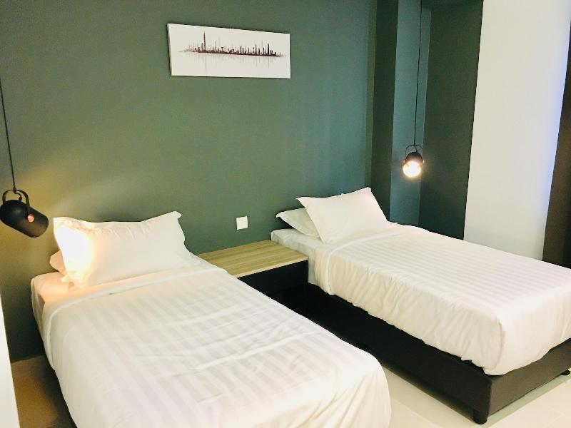Enclave Business Hotel