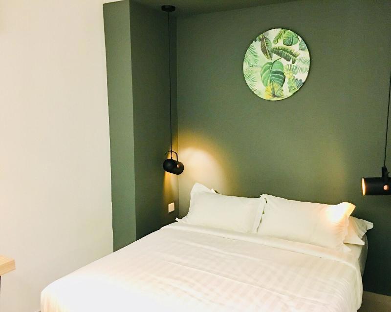 Enclave Business Hotel