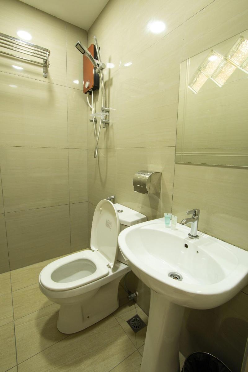 Expo Hotel