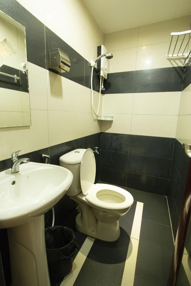 Expo Hotel