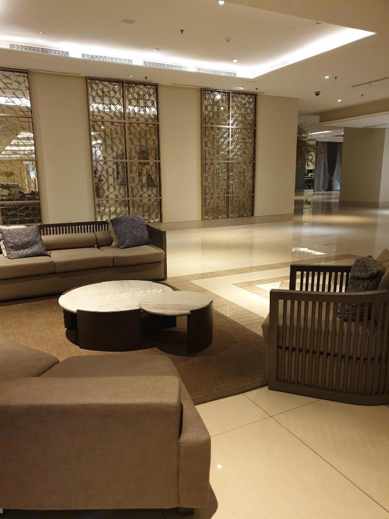 Cosmy Tanglin Apartment