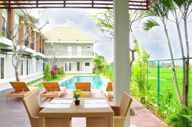 Villa Tangtu Beach Inn