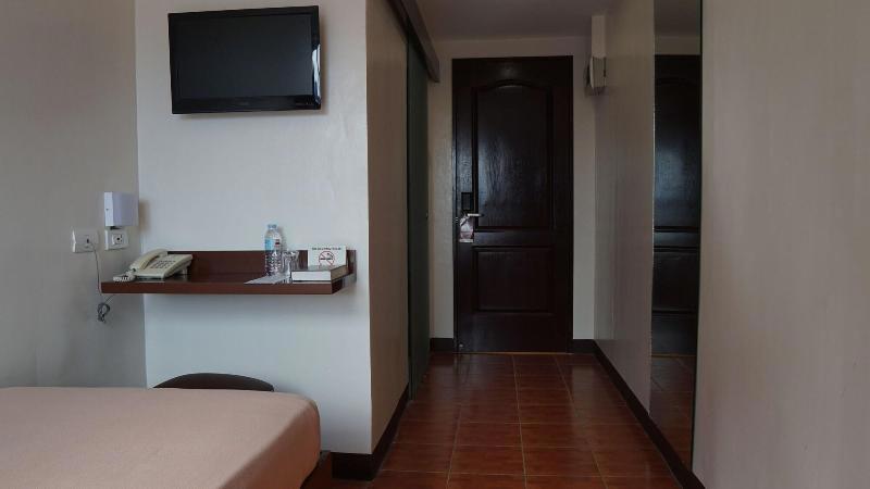Cbd Plaza Hotel