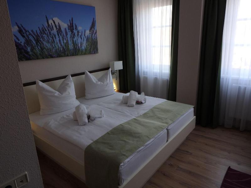 Hotel Lavendelhof & Eselhof Nauen fotoğrafı